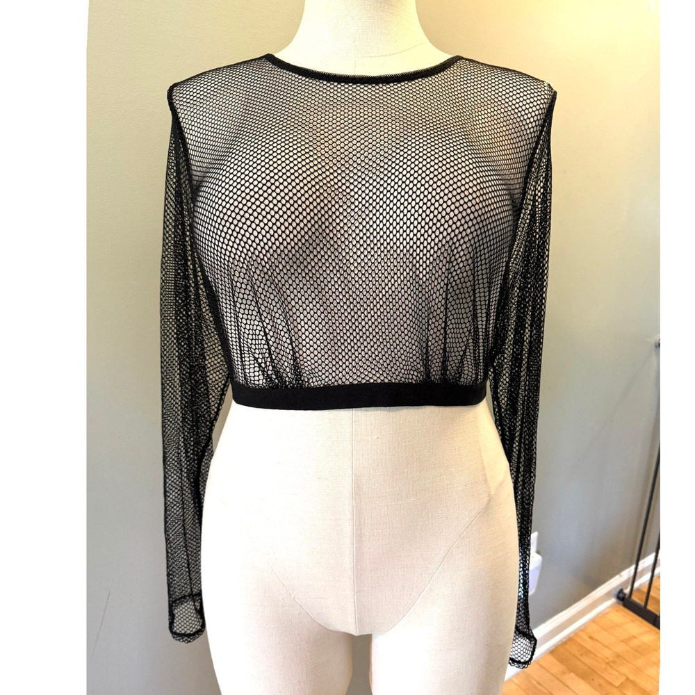 Torrid 4 (4X) Betsey Johnson Sexy Black Fishnet Gothic Punk Long Sleeve Crop Top
